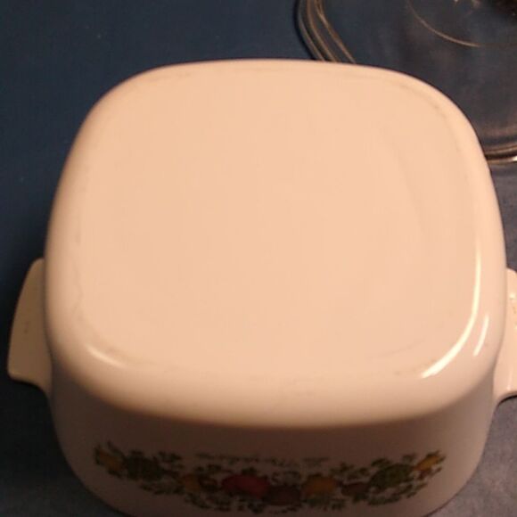Corningware White Cookware with Glass Lid - Picture 7 of 12